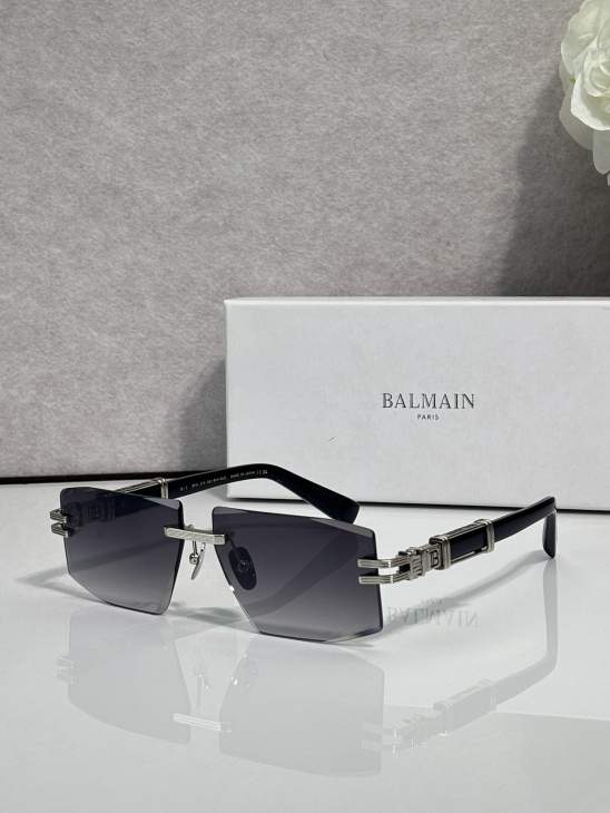 Picture of Balmain Sunglasses _SKUfw79759871fw